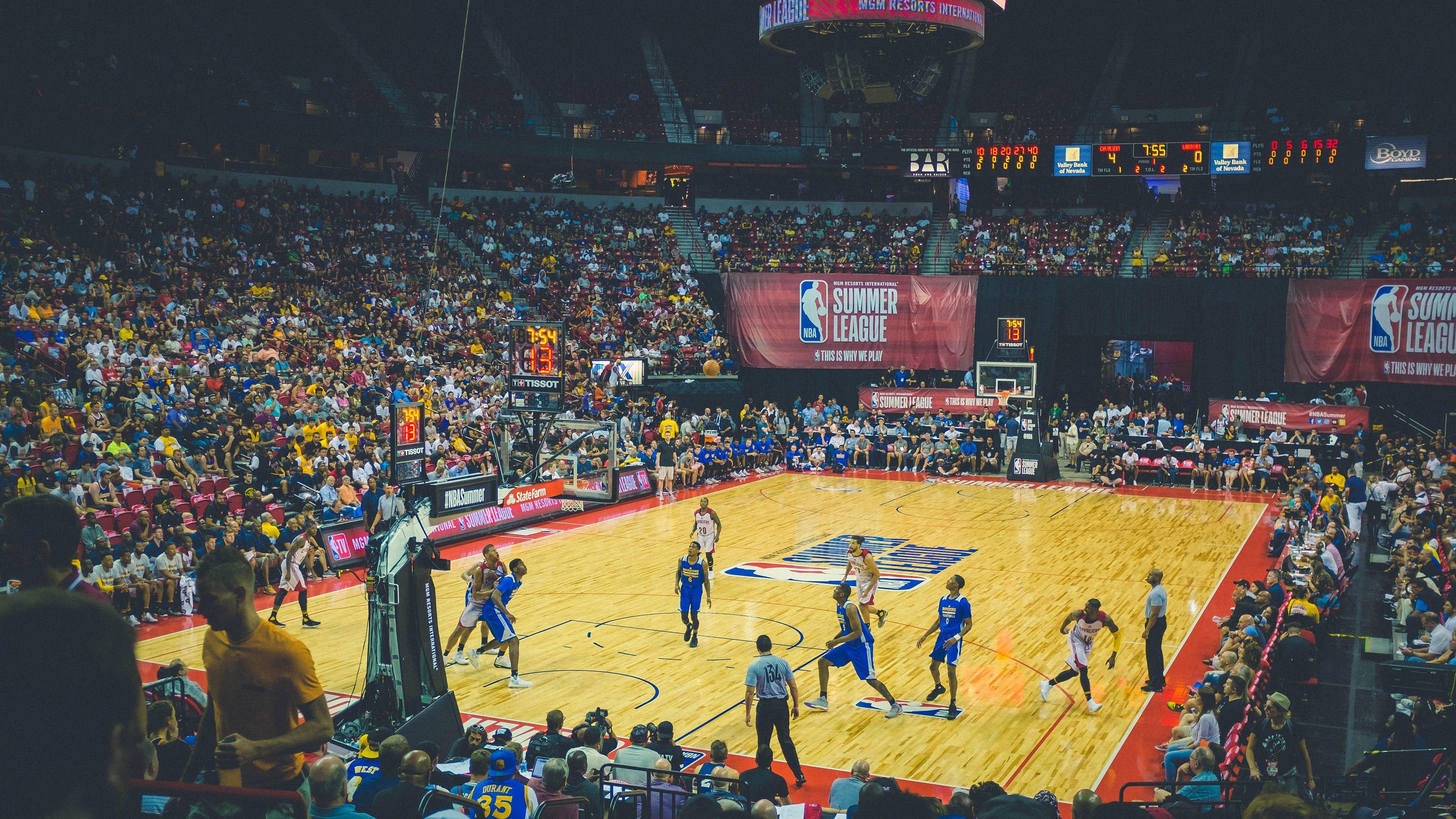 重磅！ESPN名记曝独行侠或交易浓眉，筹码暗藏东契奇换来的关键资产