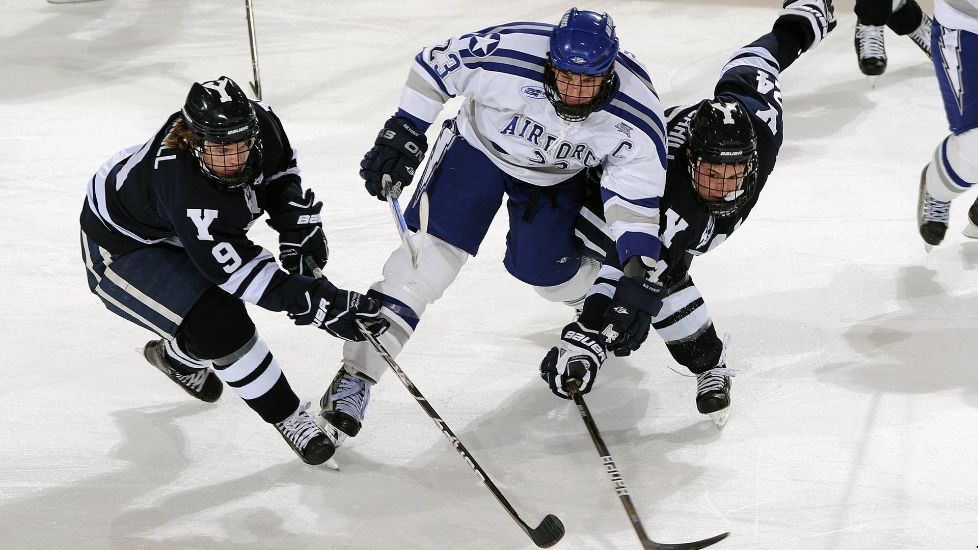 戴维斯伤情悬而未决 医疗团队评估手术必要性